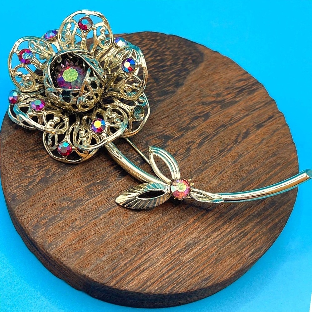 Vintage Sarah Coventry Flower Brooch Gold Aurora Borealis Rhinestone Filigree